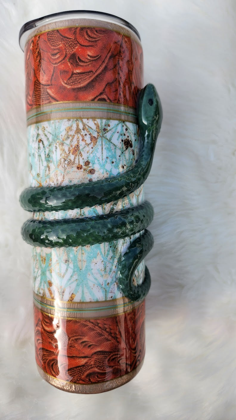 3D Snake Epoxy Tumbler – Handcrafted Serpent Wrap Cup with Textured Detail