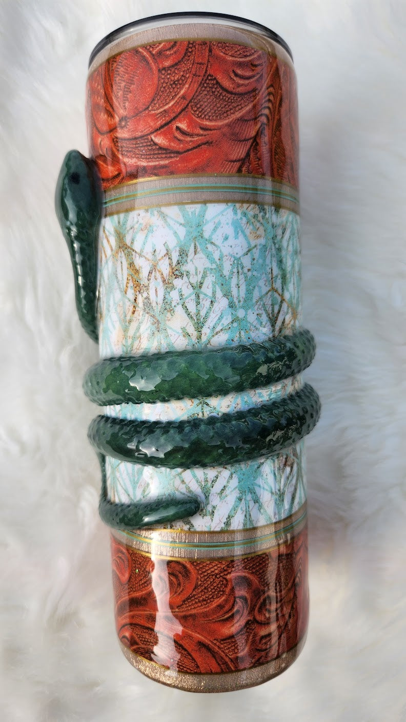 3D Snake Epoxy Tumbler – Handcrafted Serpent Wrap Cup with Textured Detail